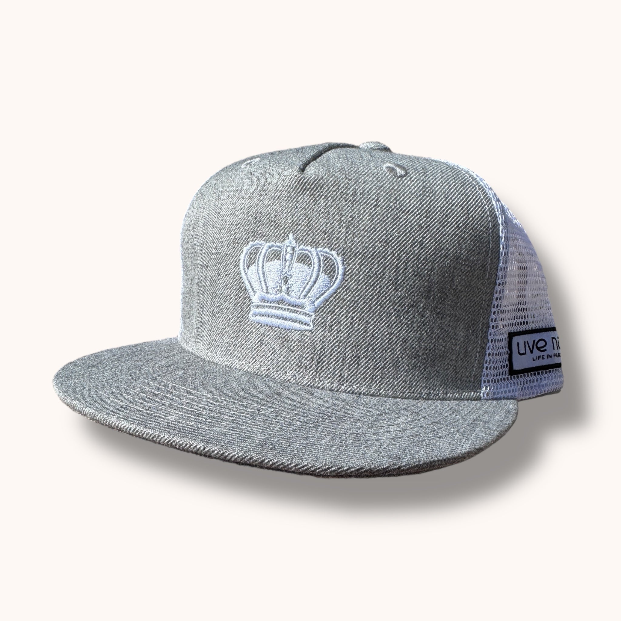 NADO | CROWN FLAG FLAT BRIM TRUCKER